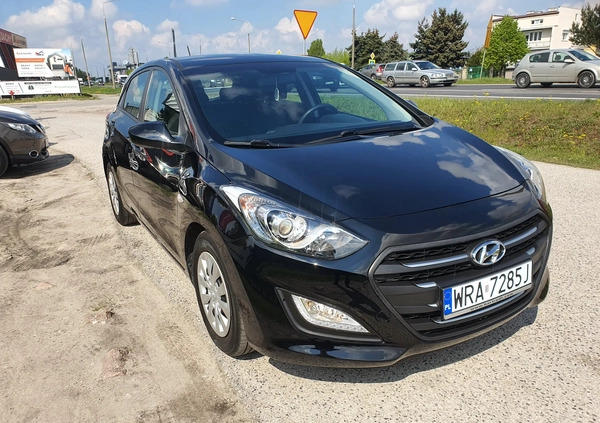 Hyundai I30 cena 42900 przebieg: 143000, rok produkcji 2016 z Parczew małe 277